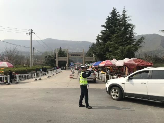 西安人,，清明假期將至,，這份交通指南請(qǐng)收好~